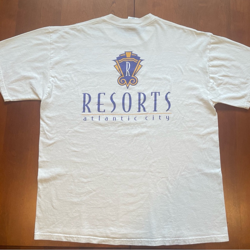 Atlantic City Royal Resorts White Tee Size XL Jerzees Heavyweight Cotton
